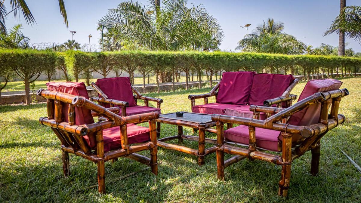 Brufut Ocean Villa Heights מראה חיצוני תמונה