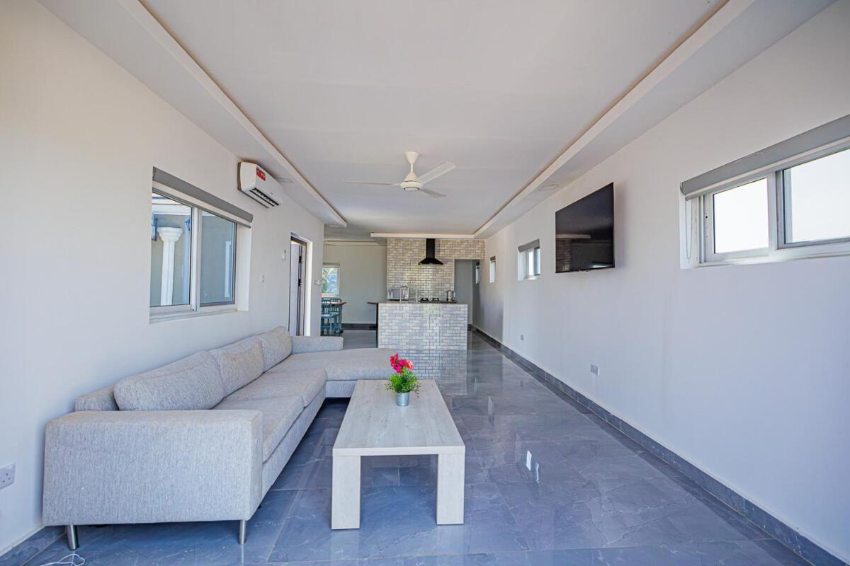 Brufut Ocean Villa Heights מראה חיצוני תמונה